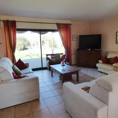 House Maison A Sur Mer 6 Personnes Pour Vos Vacances